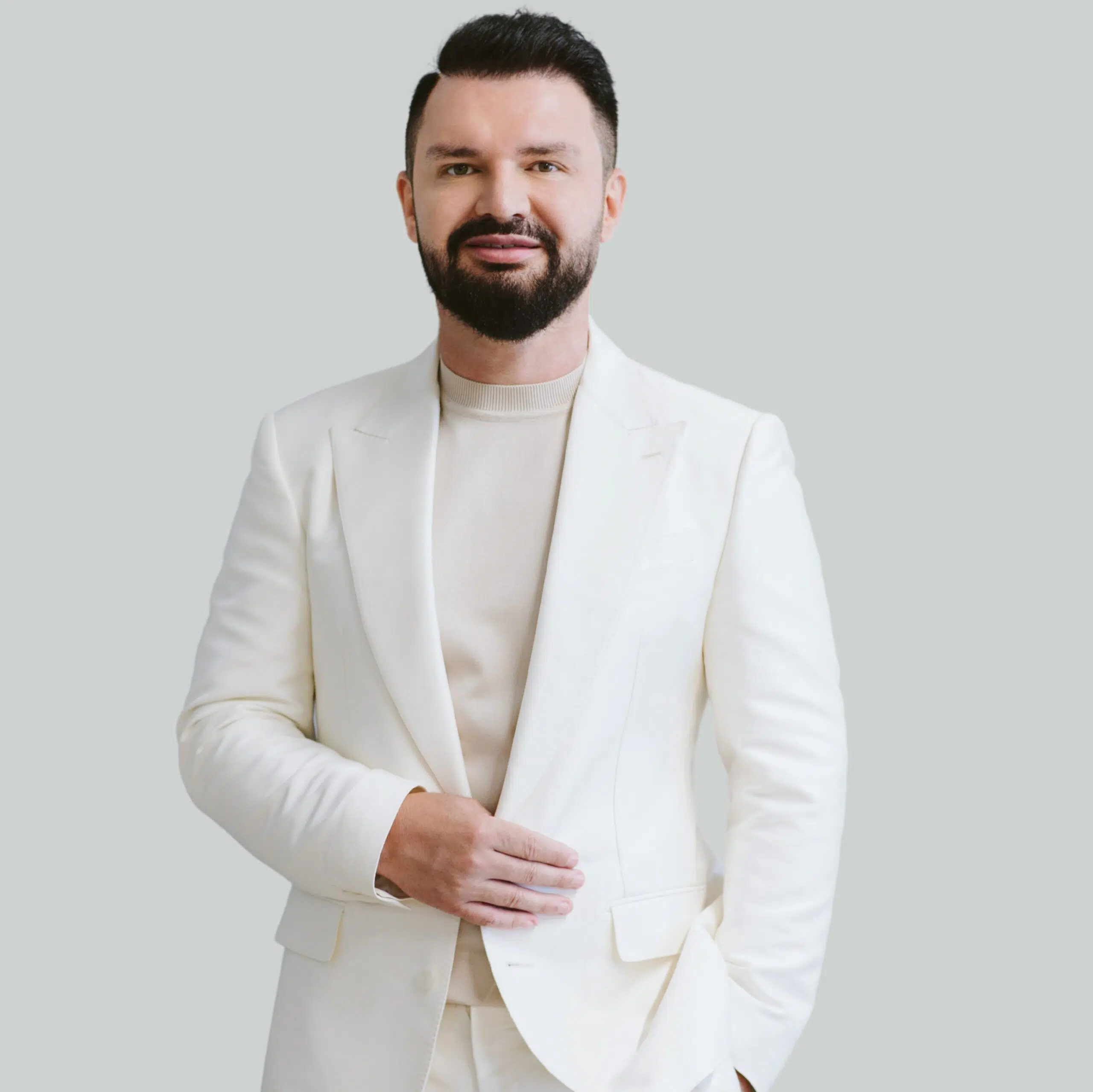 SAM CINKIR - Founder, Managing Director & CEO Este Medical Group