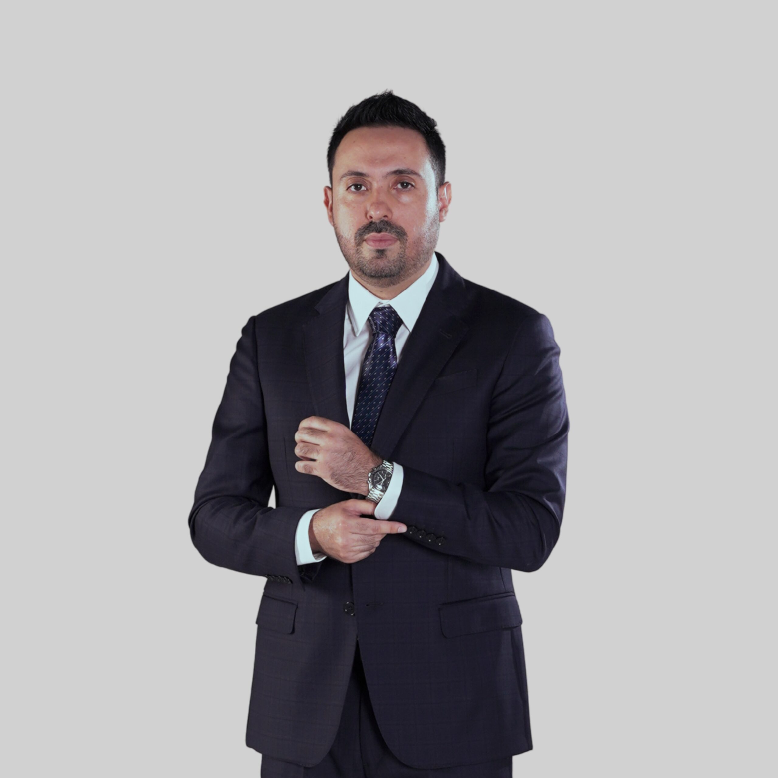 Dr. Cesar Cuadros
